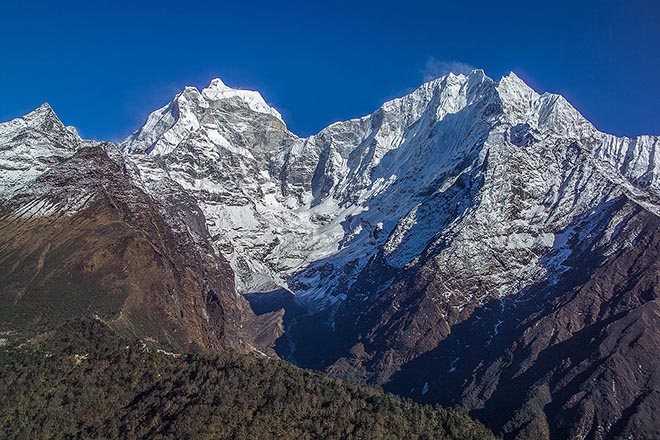 Kangtaiga and Thamserku from Phortse