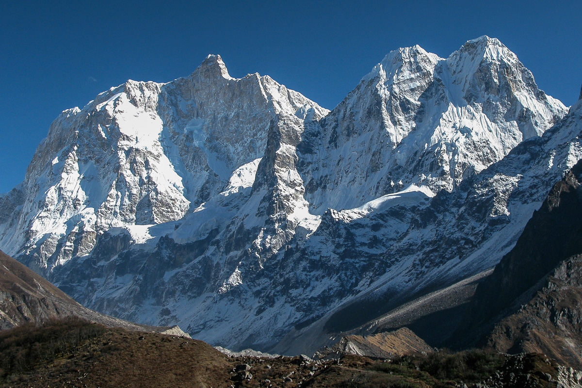 Jannu (left) and Sobithonge Peak from near Kambachen.
