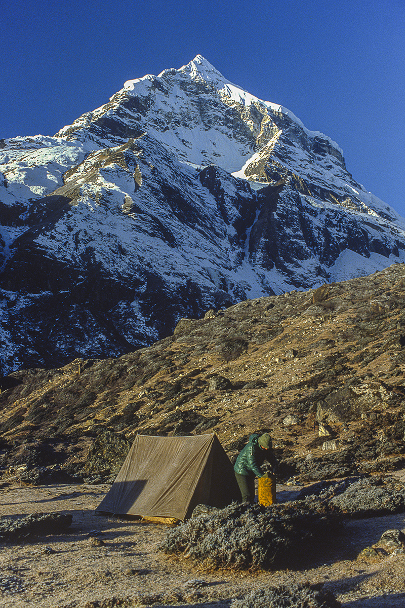Camp below Peak 6 (Tutse) Camp below Peak 6 (Tutse)