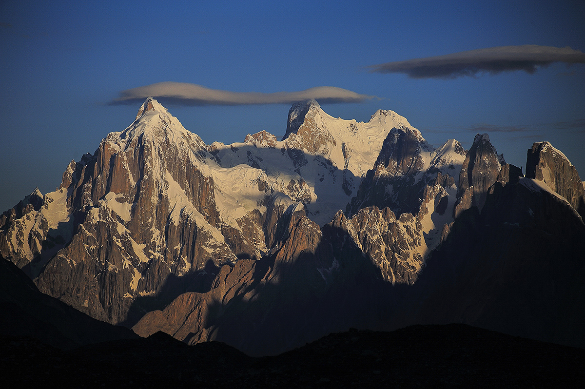 Sunrise on Paiju Peak Sunrise on Paiju Peak