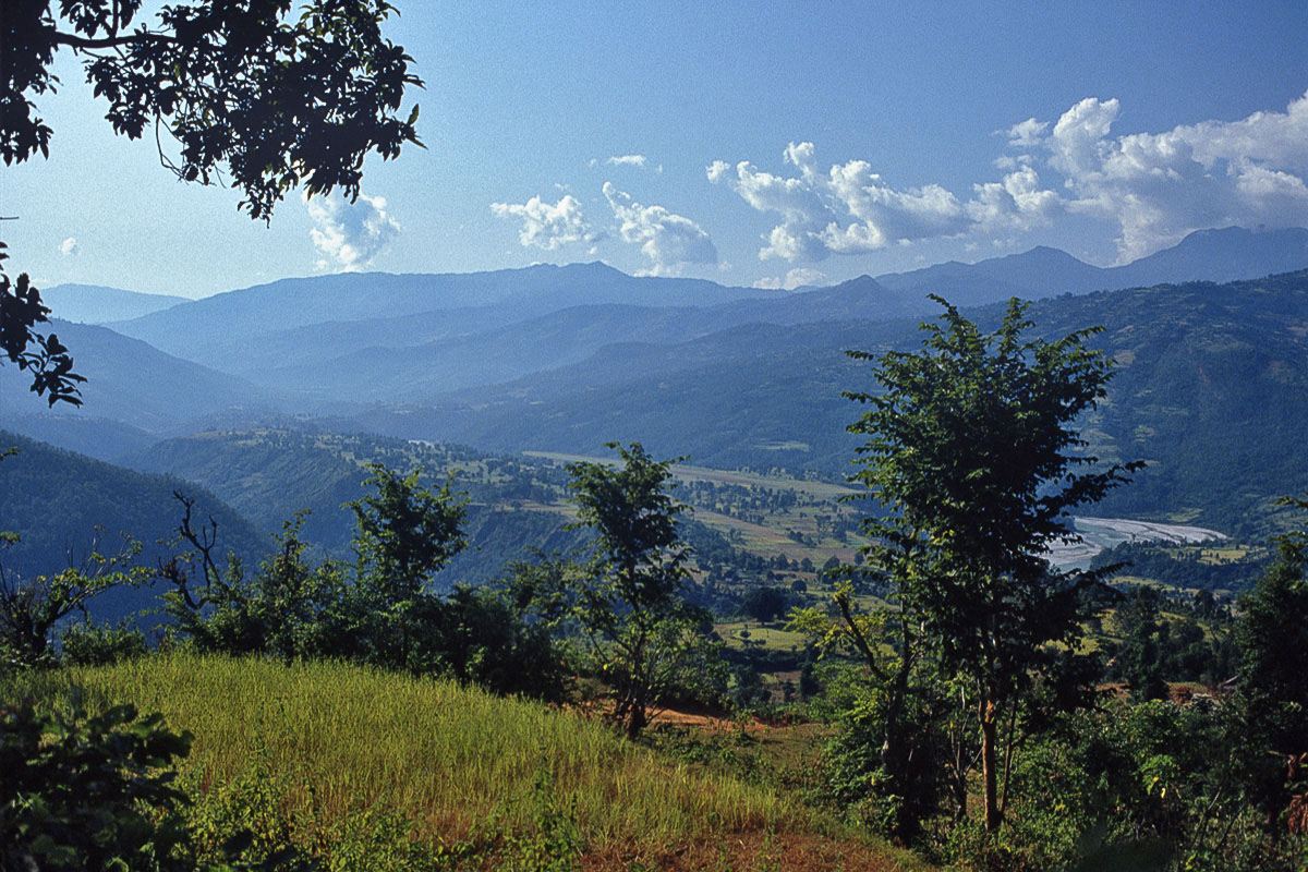 The Arun Valley at Tumlingtar The Arun Valley at Tumlingtar